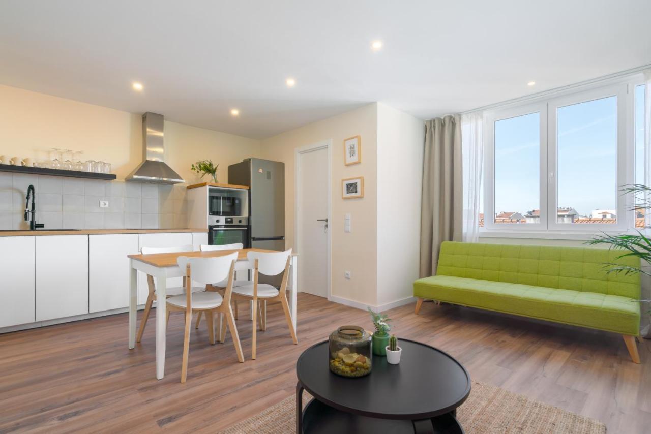 Host Wise - Fantastic Contemporary Flat W Balcony Apartment Porto Exterior photo