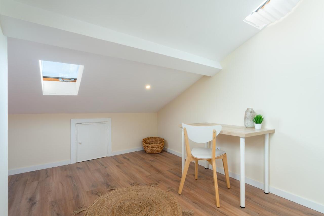 Host Wise - Fantastic Contemporary Flat W Balcony Apartment Porto Exterior photo